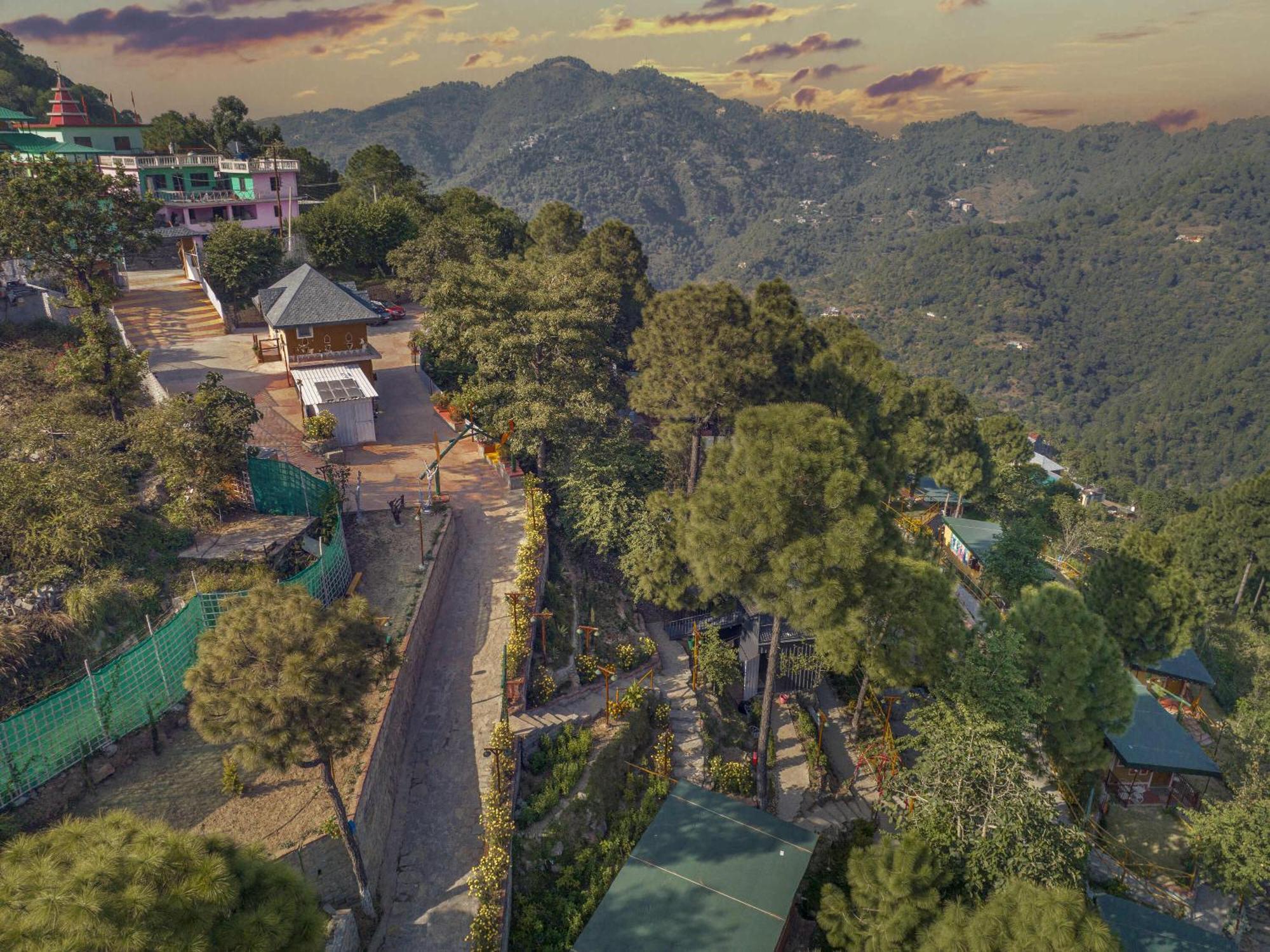 A Kasauli Ggaon By Echor Hotel Exterior photo