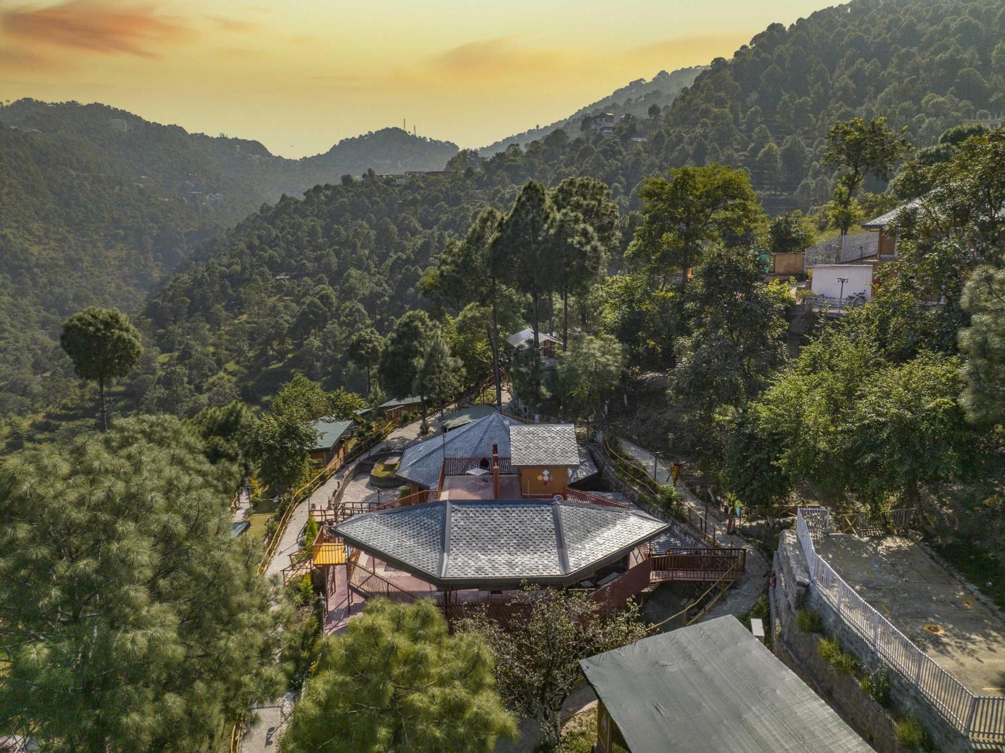 A Kasauli Ggaon By Echor Hotel Exterior photo