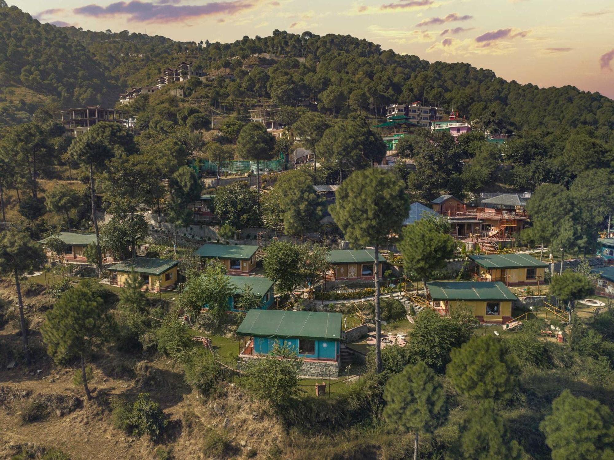 A Kasauli Ggaon By Echor Hotel Exterior photo